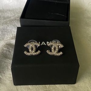 CHANEL Authentic EARRINGS SILVER